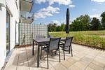 Terrasse mit Gartenmöbeln - Strandresidenzen Binz-Prora V0.3 - Top-Hundeurlaub