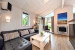 Wohnbereich mit Sofa - Ferienhaus 02d - Top-Hundeurlaub