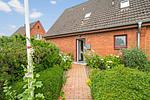 Fassade / Eingang - Ferienwohnung Lilith Büsum - Top-Hundeurlaub