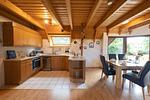Küche / Küchenzeile - Ferienhaus "Lichtes Haus am Feld " Tegeler Rinne 12 - Top-Hundeurlaub