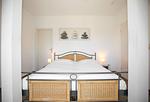 Schlafzimmer mit Doppelbett - Wohnung 15 - Top-Hundeurlaub