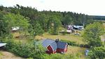 Luftaufnahme vom Hus Långhult mit großem Naturgrundstück in Småland - Hus Långhult - Top-Hundeurlaub