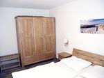 Schlafzimmer - Ferienwohnung am Nordstrand - strandnah und komfortabel - Top-Hundeurlaub