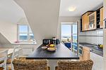 Küche / Küchenzeile - Ferienwohnung „Fiete“ - Schönberger Strand - Top-Hundeurlaub