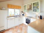 Küche / Küchenzeile - (BIR16) Ferienhaus Villa Bullerbü - Top-Hundeurlaub