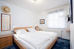 Schlafzimmer - (OST1) Ferienwohnung "Lörper 1" - Top-Hundeurlaub