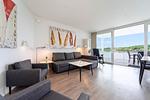 Wohnbereich mit Blick zur Terrasse - Promenadenvilla 03 Wohnung 07 - Top-Hundeurlaub