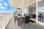 Balkon mit Gartenmöbeln - Promenadenvilla 03 Wohnung 09 - Top-Hundeurlaub