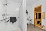 Badezimmer - Ferienwohnung Rolli-Oase Olpenitz - Top-Hundeurlaub