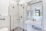 Badezimmer - Ferienwohnung Muschel in der Villa Rex Sellin - Top-Hundeurlaub