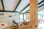 Dekoratives Detail - Hol(t)z Hus - Top-Hundeurlaub