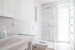 Badezimmer - Ostseehaus 4 - Top-Hundeurlaub