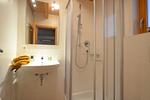 Badezimmer - Alpenrose - Feriendorf Via Claudia Haus 53 - Top-Hundeurlaub
