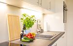 Ferienwohnung Nordkap in Wittdün/Amrum  Küchenzeile - Haus Jungnamen Sand - Wohnung Nordkap - Top-Hundeurlaub
