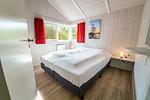 2. Schlafzimmer mit Doppelbett - Ferienhaus 11 - Top-Hundeurlaub