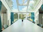 Wohnzimmer mit Blick zum Essbereich - Ferienhaus 12 - Top-Hundeurlaub