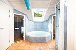 Whirlpool im Badezimmer - Ferienhaus 12 - Top-Hundeurlaub