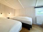 2. Schlafzimmer mit Doppelbett - Ferienhaus 13 - Top-Hundeurlaub