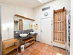 Badezimmer mit Doppelwaschtisch - Ferienhaus 13 - Top-Hundeurlaub