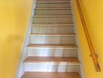 Treppe im traditionellen Schwedenhaus Fina Bohult Landhus - Fina Bohult Landhus - Top-Hundeurlaub