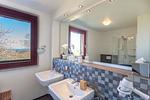 Helles, großes Duschbad - Haus Fore - Appartement Hiddensee 1 - Top-Hundeurlaub