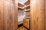 ...mit begehbarem Kleider- und Stauraumschrank - Villa Schlossblick - Appartement Meersand - Top-Hundeurlaub