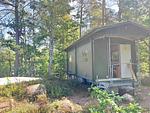 Einfache Naturhütte Tiny Rosö auf eigener Insel in Småland - Tiny Rosö - Top-Hundeurlaub