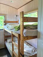 Etagenbett für Gäste in der Off-Grid-Hütte Tiny Rosö - Tiny Rosö - Top-Hundeurlaub