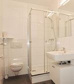 Badezimmer - Blick auf Villa Baltic Fewo 1 - Top-Hundeurlaub