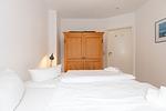 Schlafzimmer - Appartementhaus Sonnenburg Fewo 17 - Top-Hundeurlaub