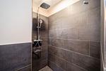 Dusche im Badezimmer - Wohnung 59 - Top-Hundeurlaub