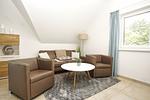 Wohnzimmer - FeWo13-5: strandnah,Balkon,Sauna,Pool - Top-Hundeurlaub