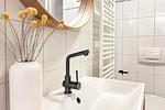 Badezimmer mit Dusche und WC - Souterrain Wohnung 09 - Top-Hundeurlaub