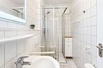 Badezimmer mit Dusche und WC - Wohnung 39 - Top-Hundeurlaub