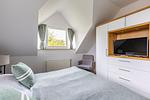 Gemütliches Schlafzimmer mit Fernseher - Strandoase - No. 3 - Top-Hundeurlaub