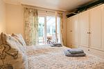 Schlafzimmer - White House Ferienwohnung 1 - Top-Hundeurlaub