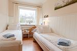 Schlafzimmer - White House Ferienwohnung 1 - Top-Hundeurlaub