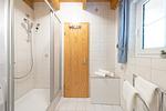 Badezimmer - Ferienhaus  Kniepsand 09 - Top-Hundeurlaub