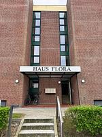 Hauptansicht - Haus Flora - Wohnung Dünenrose - Top-Hundeurlaub