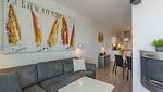 Wohnzimmer mit Sitzecke und TV - Wohnung 16 - Promenadendeck - Top-Hundeurlaub