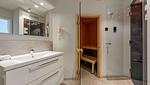 Badezimmer mit Dusche und WC - Wohnung 16 - Promenadendeck - Top-Hundeurlaub