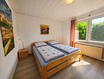 Schlafzimmer - Ferienhaus DEICHSTERN - Top-Hundeurlaub