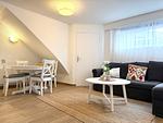 Wohnzimmer - Kapitänshaus FeWo 2 - Top-Hundeurlaub