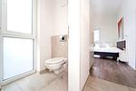2. Badezimmer mit separatem WC - Wohnung 05 - Top-Hundeurlaub