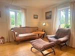 Helles Wohnzimmer mit Sofas im Ferienhaus Villa Pelle - Villa Pelle - Top-Hundeurlaub