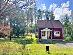 Skogsdrömmen – rotes Ferienhaus in Alleinlage bei Fågelfors in Småland - Skogsdrömmen - Top-Hundeurlaub