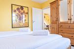Schlafzimmer - FeWo 7 OG - Top-Hundeurlaub