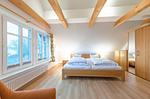 Ferienhaus Havelquelle eines der Schlafzimmer mit Doppelbett - Havelquelle - Top-Hundeurlaub