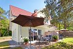 Hauptansicht - Ferienhaus Waldhaus 6 mit Kamin, Sauna und Terrasse - Top-Hundeurlaub