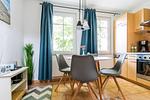 Moderne Küche mit Essbereich und Geräten - Haus Ostseenixe 05 - Top-Hundeurlaub